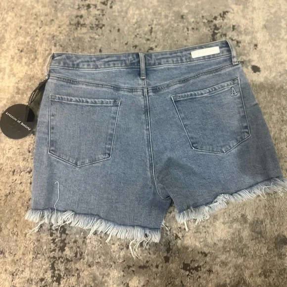 NEW Articles of Society Distressed Jean Shorts size 29 - Picture 2 of 7